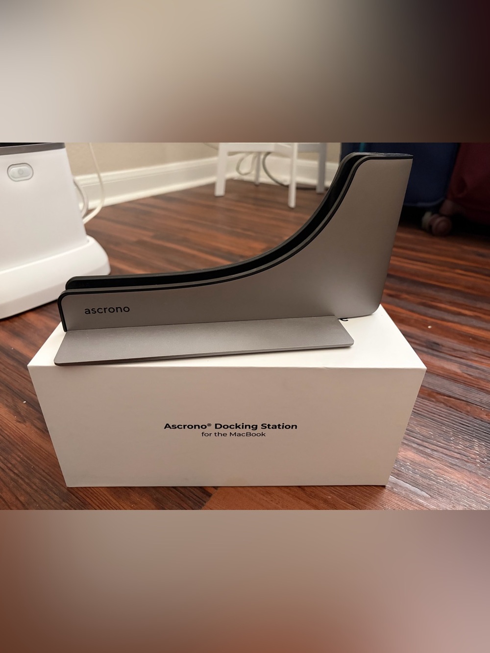 Ascrono MacBook Pro 14” Silver Docking Station Stand